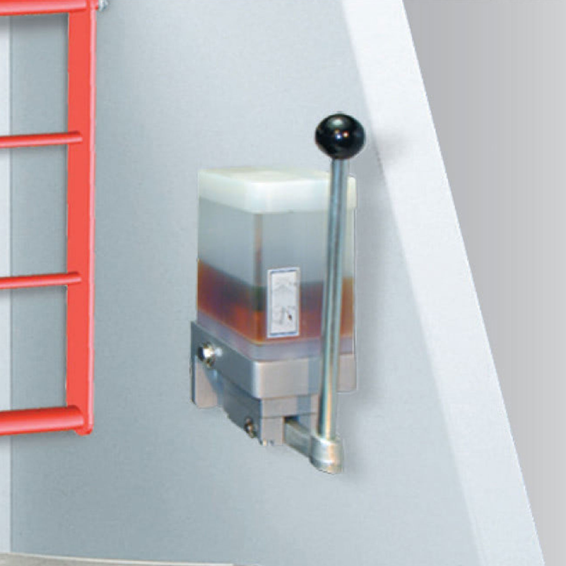 ideal 5009-2 cc_5009-3 cc-grossmengen-aktenvernichter-schmieroeleinrichtung ideal 5009-2 cc_5009-3 cc-grossmengen-aktenvernichter- ansicht der schmieroeleinrichtung