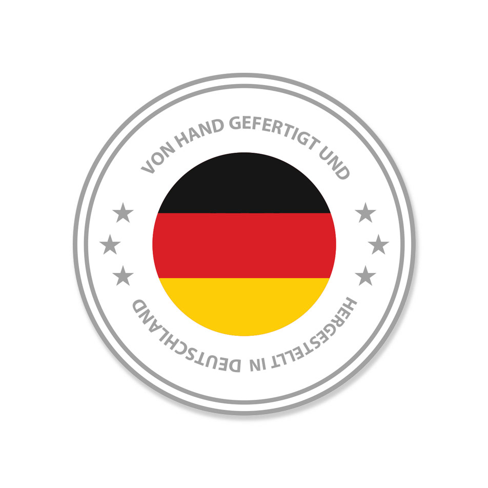 Handgefertigte Kordelschnur Made in Germany Rundes Qualitätssiegel mit deutscher Flagge und der Aufschrift „Von Hand gefertigt und hergestellt in Deutschland“ als Hinweis auf die handgefertigte Herstellung des Produkts.