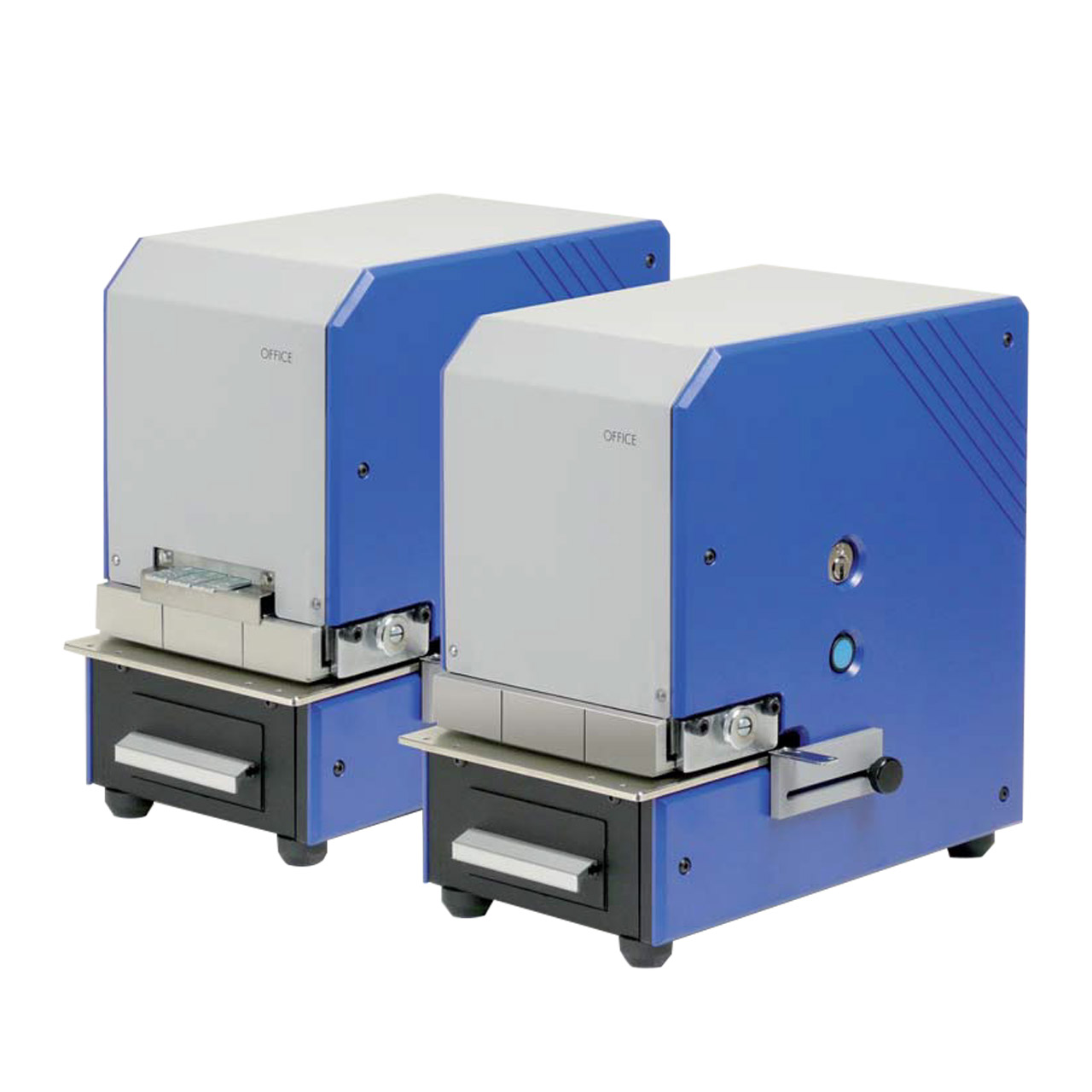 PERNUMA OFFICE D und T Perforiermaschinen nebeneinander Zwei Perforiermaschinen der OFFICE-Serie in blau-grauer Ausführung, nebeneinander dargestellt, mit Einfuhrbereich und Auffangschublade