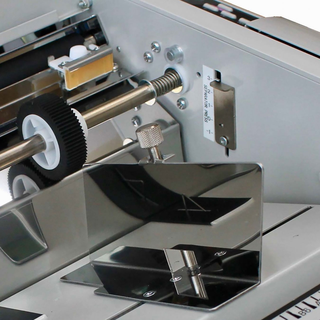 Tischfalzmaschine SUPERFAX PF-440 Tischfalzmaschine SUPERFAX PF-440