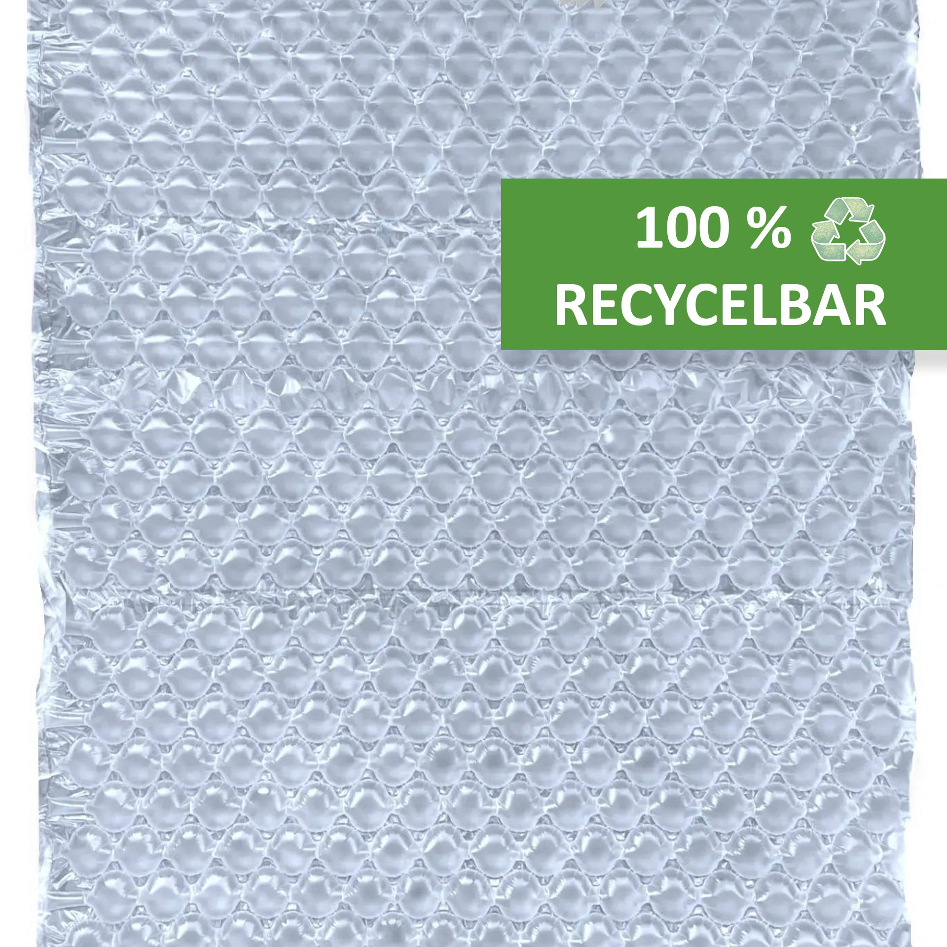 Frontansicht einer transparenten Luftpolsterfolie mit vielen kleinen, runden Luftkammern. Oben rechts befindet sich ein grünes Symbol mit der Aufschrift „100 % recycelbar“.